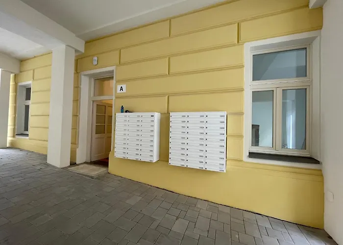 Apartment Varsavska T 303 *